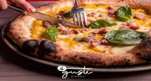 4 Gusti Pizzeria en Naples