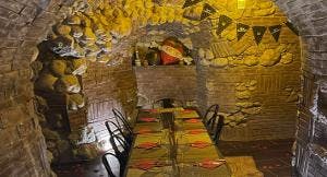 Antica Grotta Lanuvio - Trattoria Romana en Castelli Romani