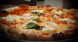 Il Rivellino Ristorante Pizzeria en Dozza