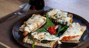 La mano de D10S en Naples