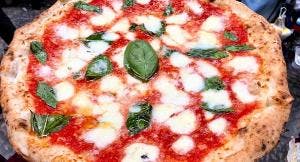 Pizzeria Fratelli Di Matteo en Naples