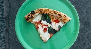Pizzeria Vesuvio - Pizzaioli dal 1989 en Naples