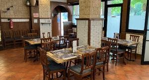 Tenerife Pizzeria con cucina en Bologna